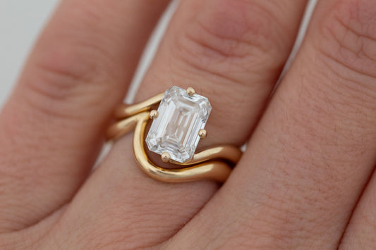 2 CT Round Three Stones Lab Grown Diamond Engagement Ring