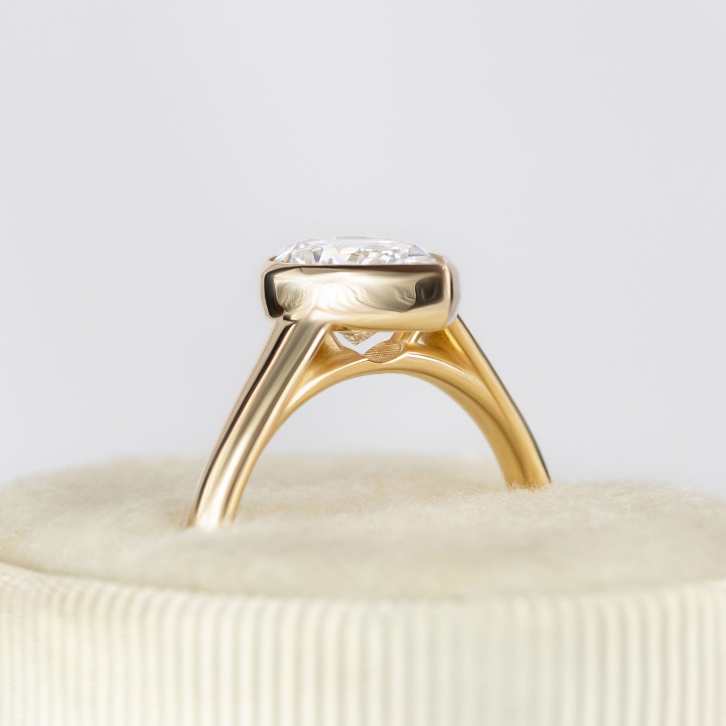 2 CT Round Three Stones Lab Grown Diamond Engagement Ring