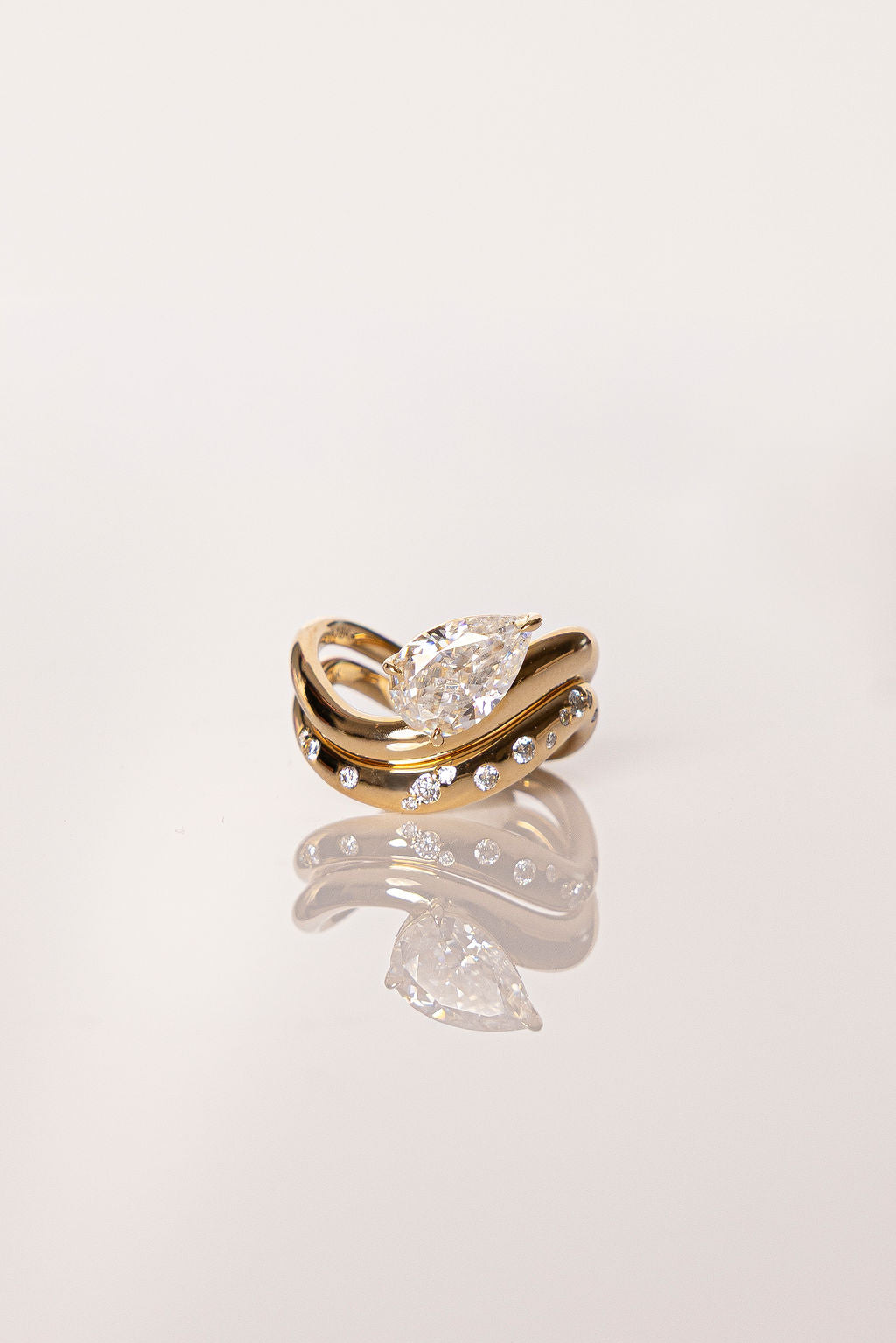 2 CT Round Three Stones Lab Grown Diamond Engagement Ring