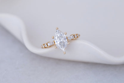 2 CT Round Three Stones Lab Grown Diamond Engagement Ring