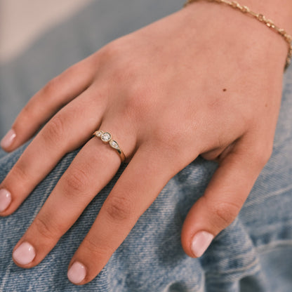 2 CT Round Three Stones Lab Grown Diamond Engagement Ring