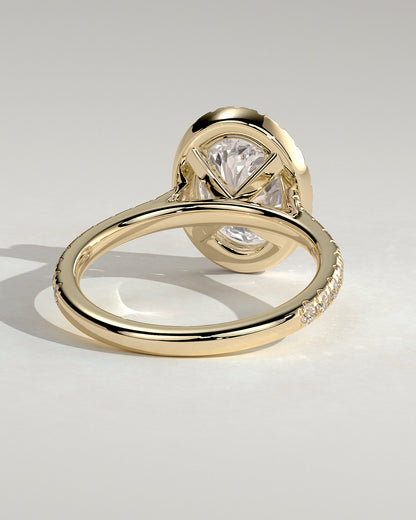 Oval Pave & Halo Lab Grown Diamond Engagement Ring