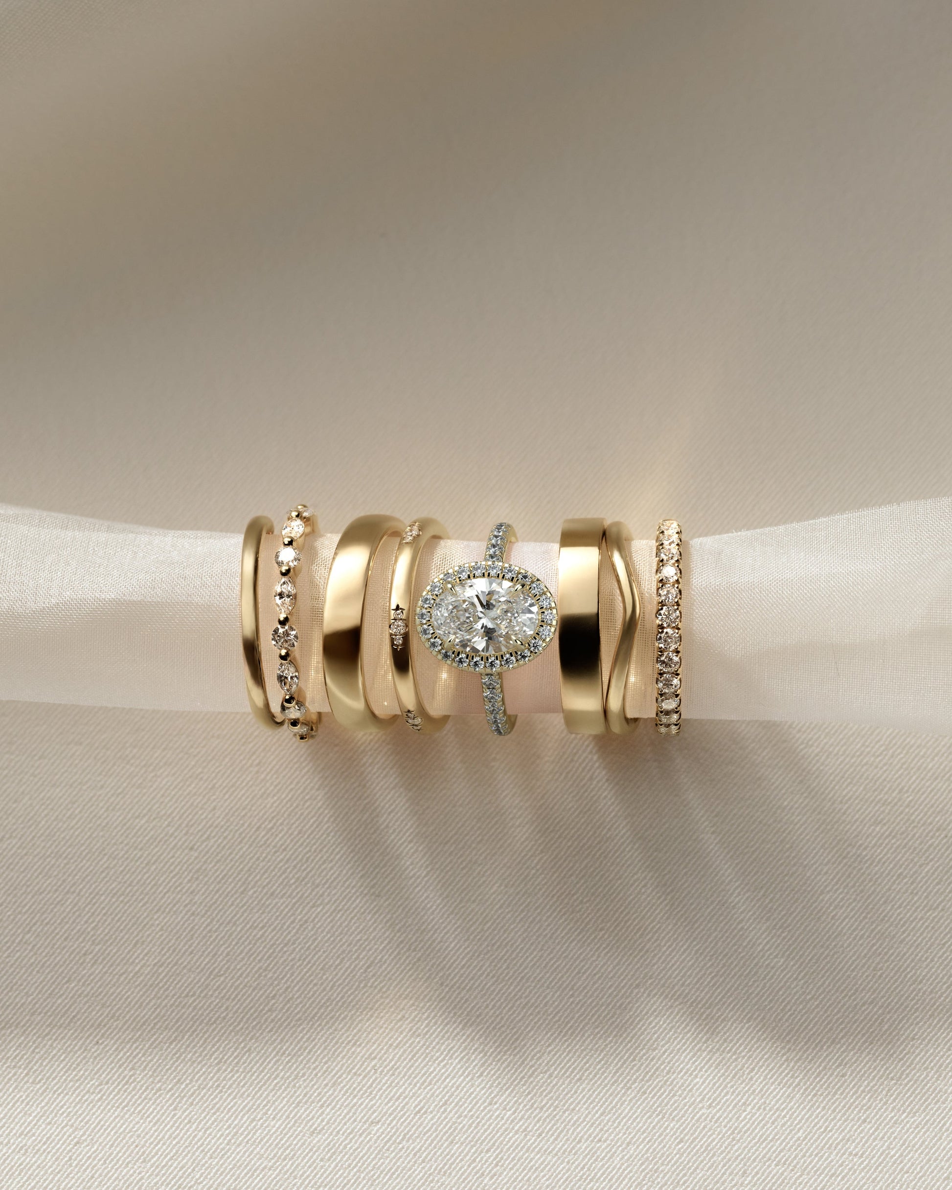 Oval Pave & Halo Lab Grown Diamond Engagement Ring