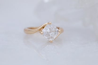 2 CT Round Three Stones Lab Grown Diamond Engagement Ring