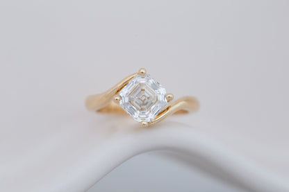 2 CT Round Three Stones Lab Grown Diamond Engagement Ring