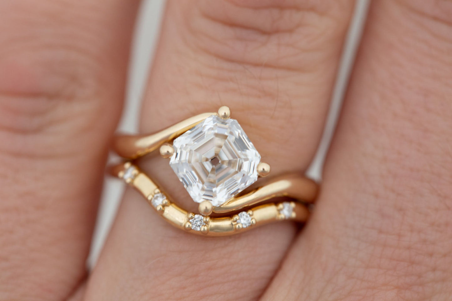 2 CT Round Three Stones Lab Grown Diamond Engagement Ring