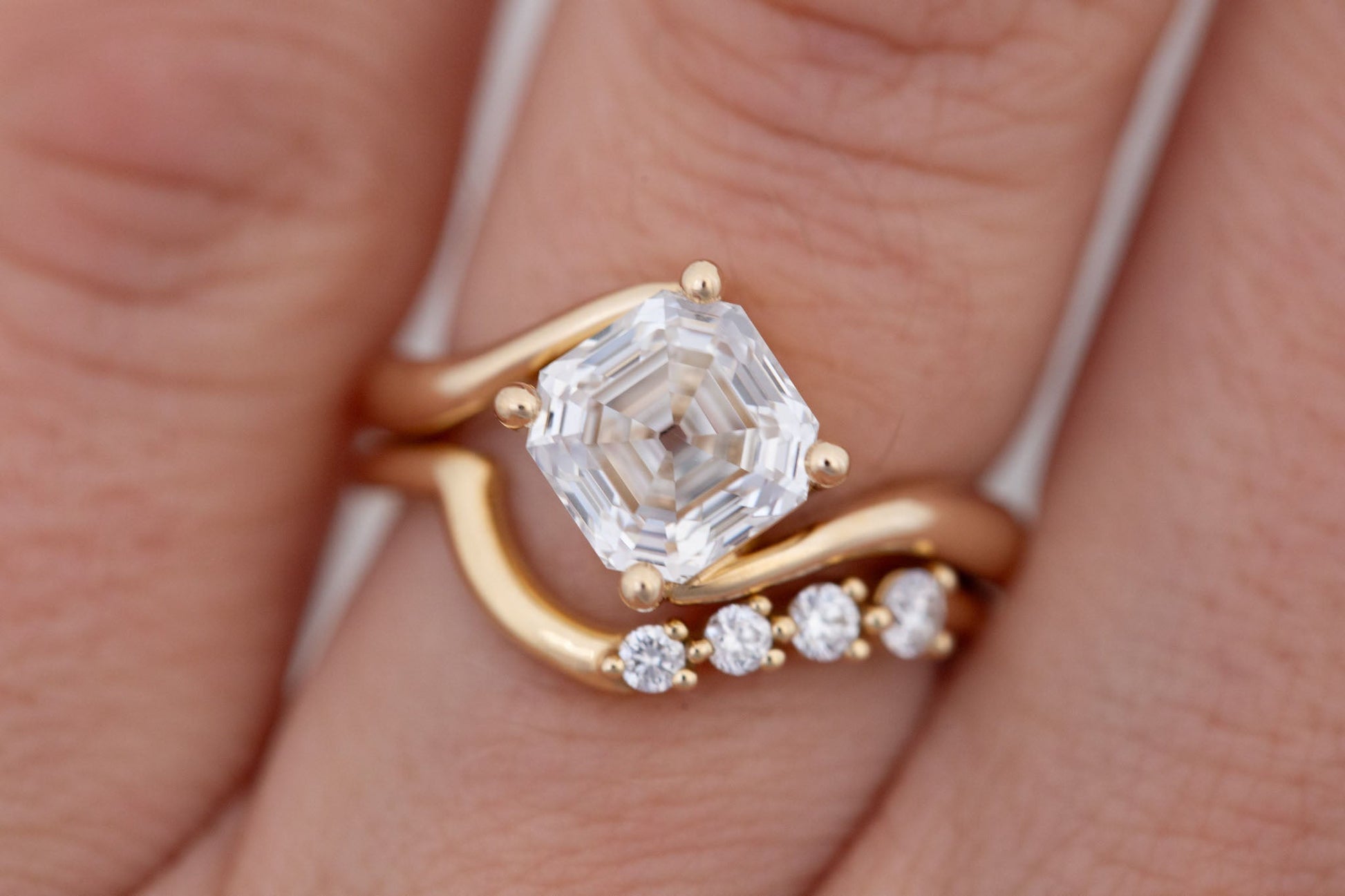 2 CT Round Three Stones Lab Grown Diamond Engagement Ring