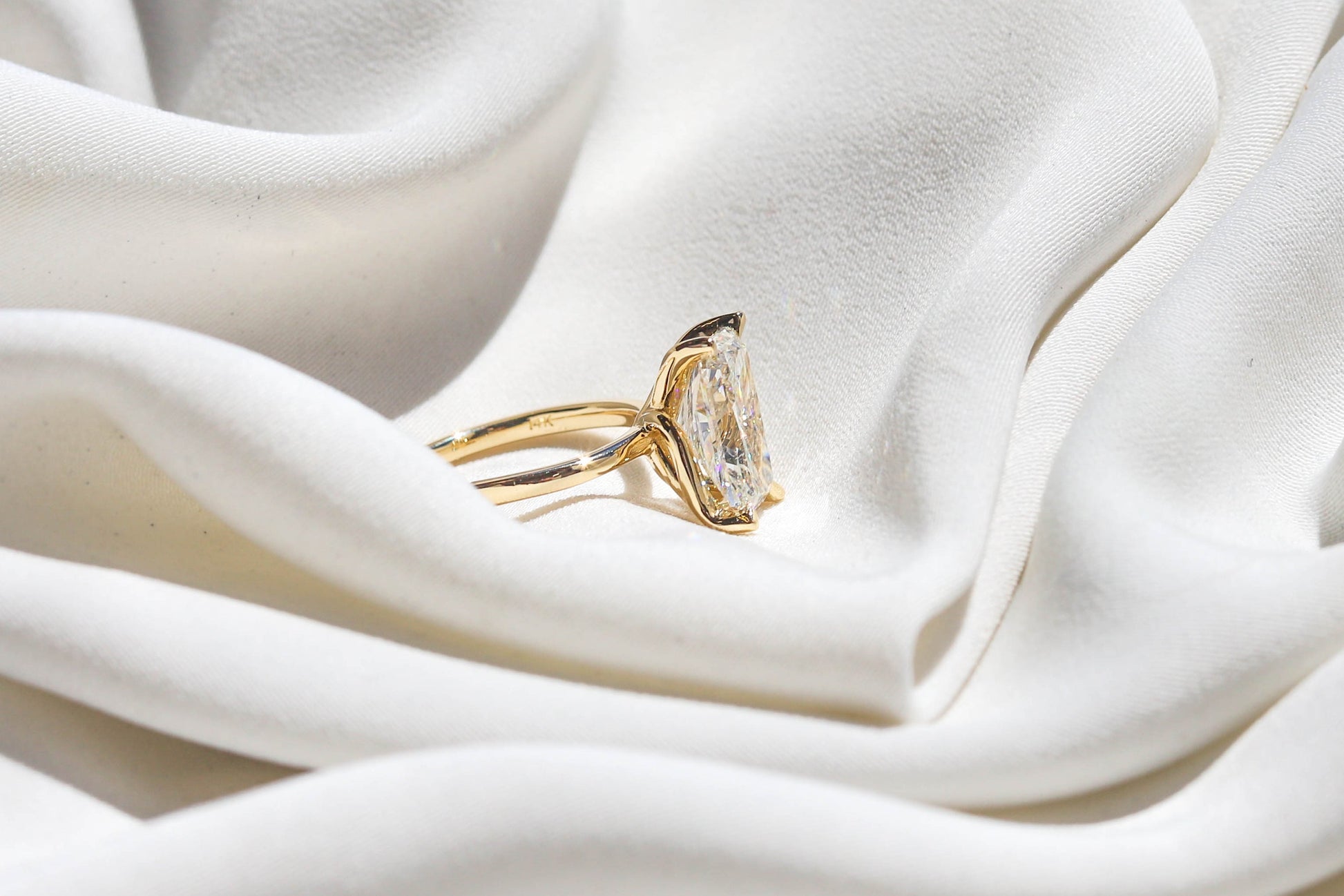 2 CT Round Three Stones Lab Grown Diamond Engagement Ring