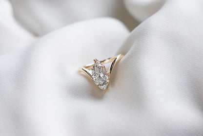 2 CT Round Three Stones Lab Grown Diamond Engagement Ring