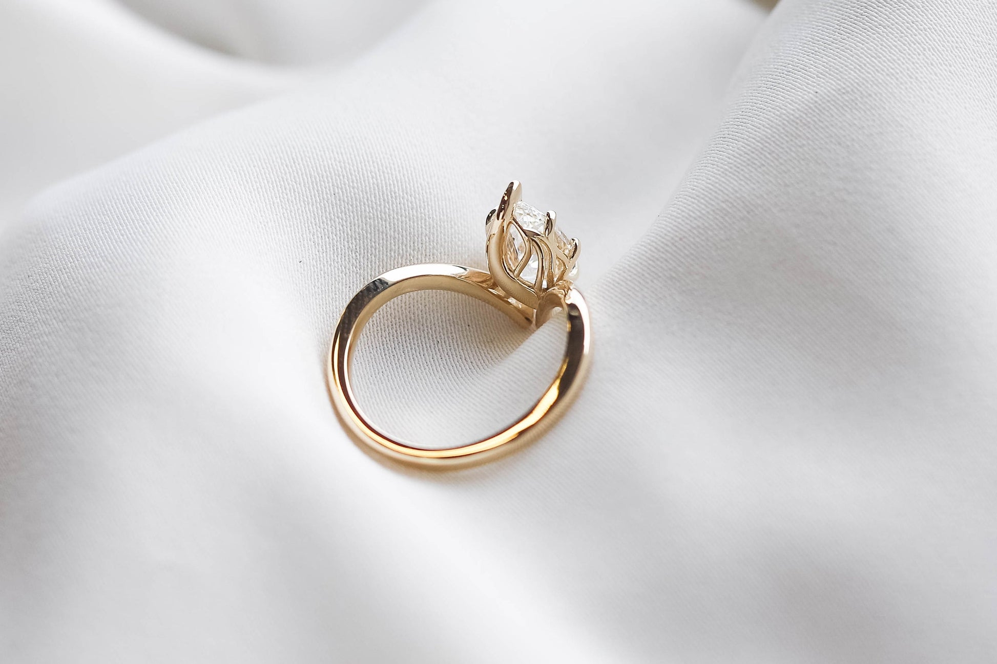 2 CT Round Three Stones Lab Grown Diamond Engagement Ring