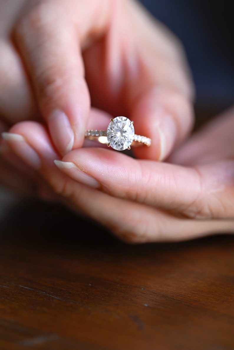 Stunning 1.0 - 2.0 CT Oval Moissanite Engagement Ring with Hidden Halo Design 2