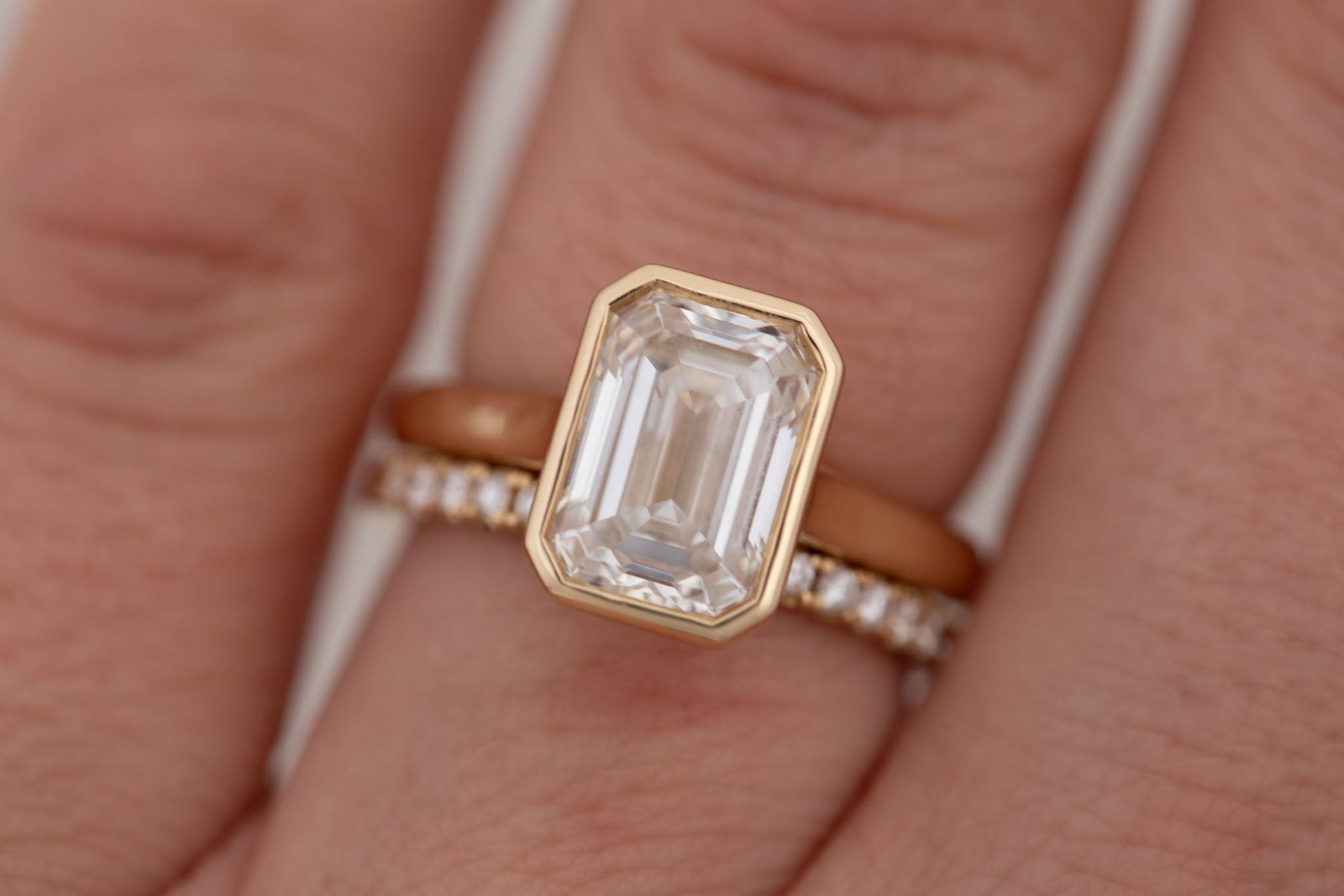 2 CT Round Three Stones Lab Grown Diamond Engagement Ring