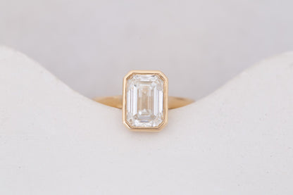 2 CT Round Three Stones Lab Grown Diamond Engagement Ring
