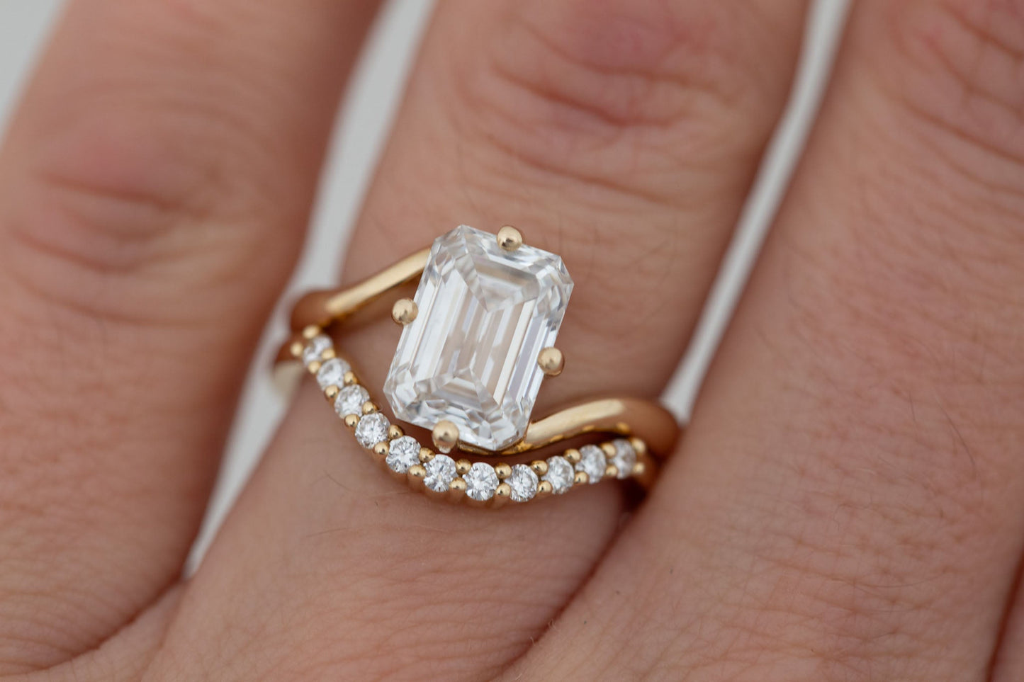 2 CT Round Three Stones Lab Grown Diamond Engagement Ring