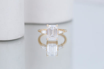 2 CT Round Three Stones Lab Grown Diamond Engagement Ring
