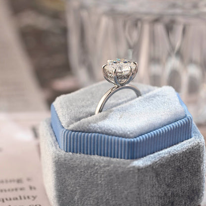 Stunning 3.0 CT Round Moissanite Engagement Ring with Hidden Halo Design