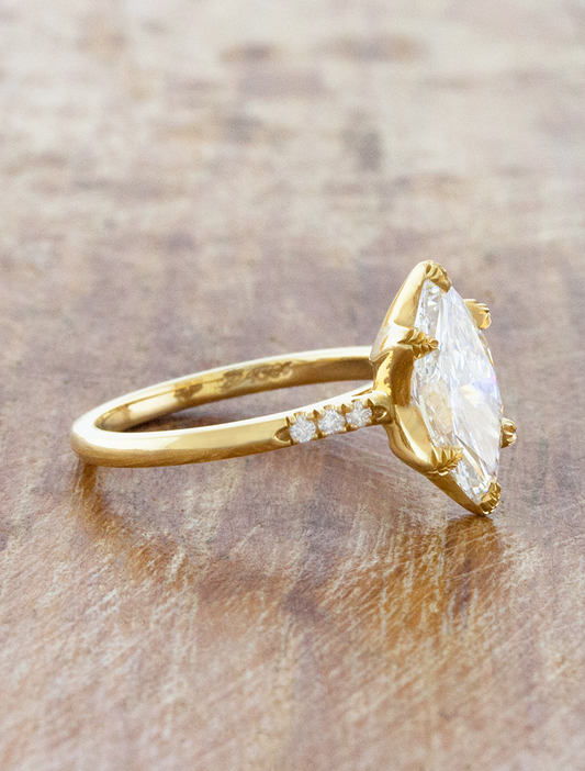 2 CT Round Three Stones Lab Grown Diamond Engagement Ring