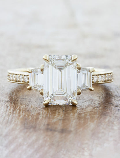 2 CT Round Three Stones Lab Grown Diamond Engagement Ring