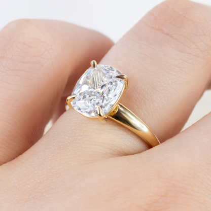 2 CT Round Three Stones Lab Grown Diamond Engagement Ring