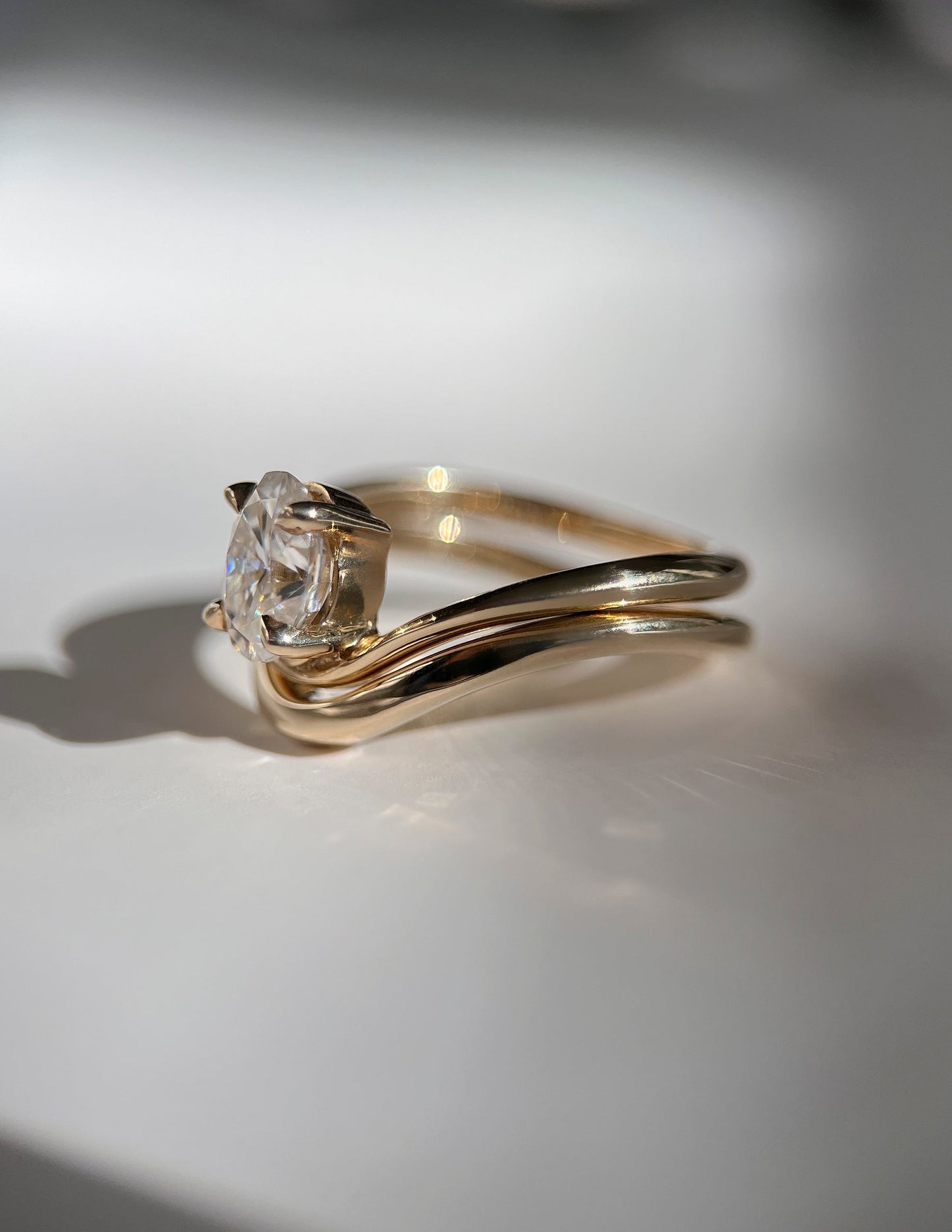 1 CT Oval Cut Solitaire Lab Grown Diamond Ring With Sunrise Styled Classic Wedding Band