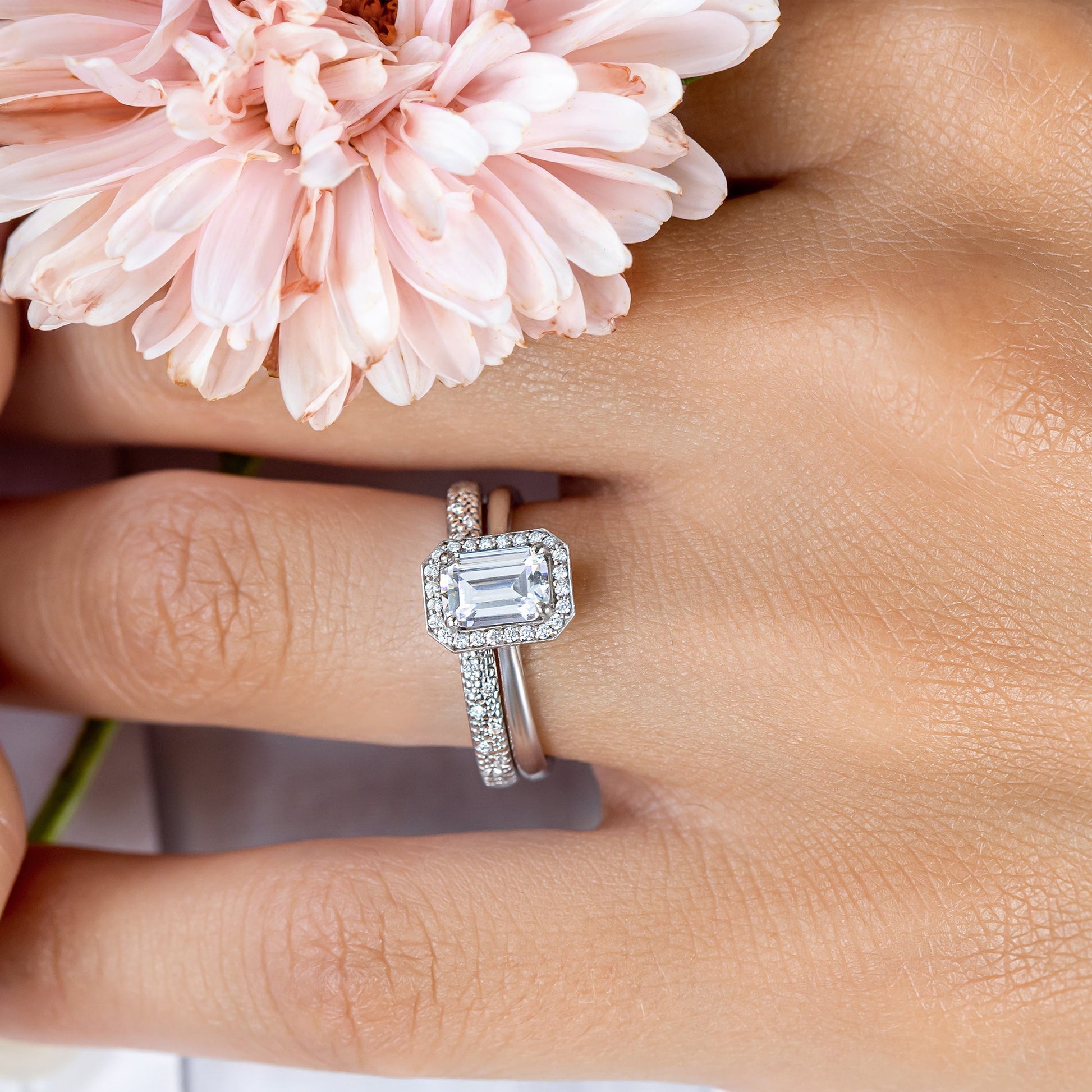 2 CT Round Three Stones Lab Grown Diamond Engagement Ring