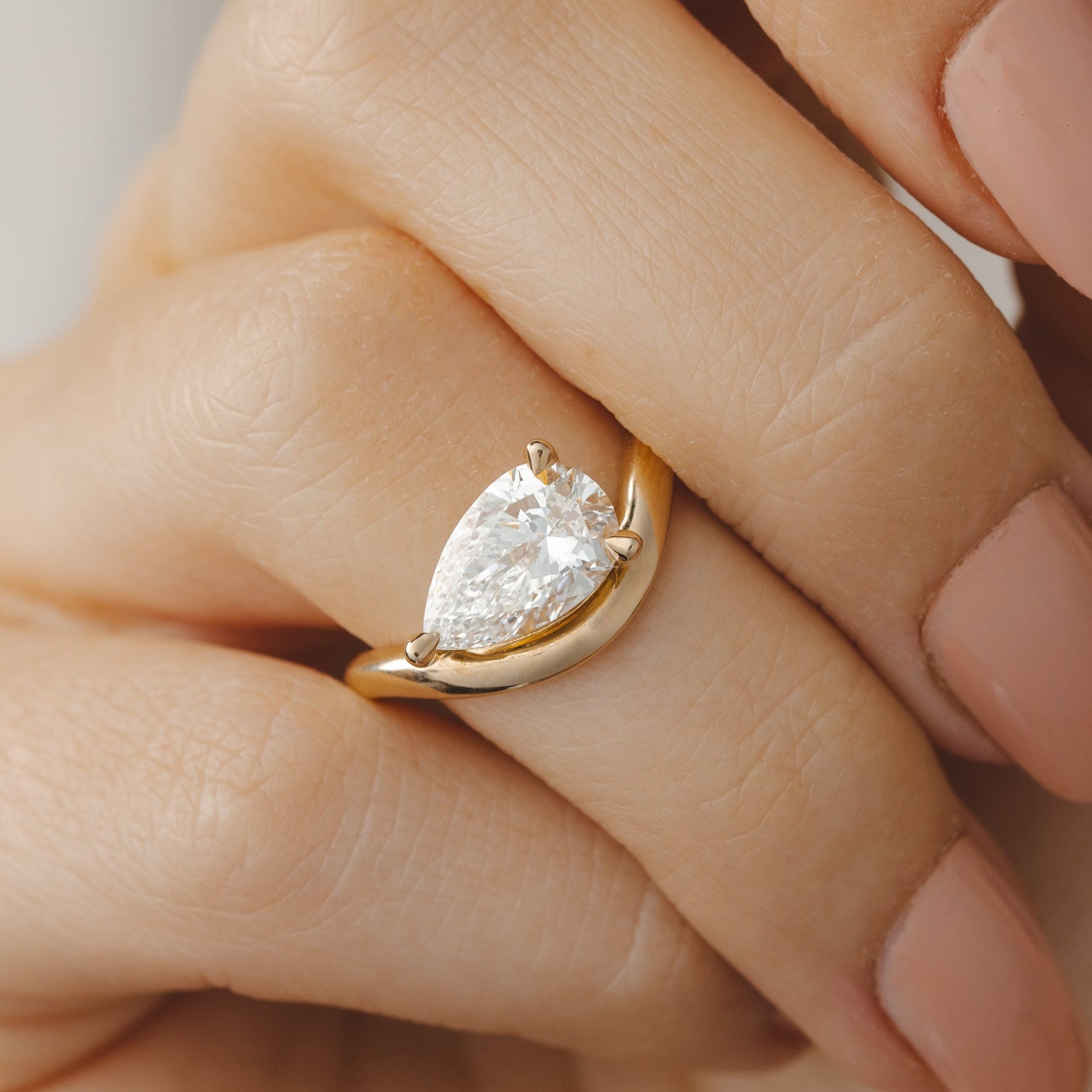 2 CT Round Three Stones Lab Grown Diamond Engagement Ring