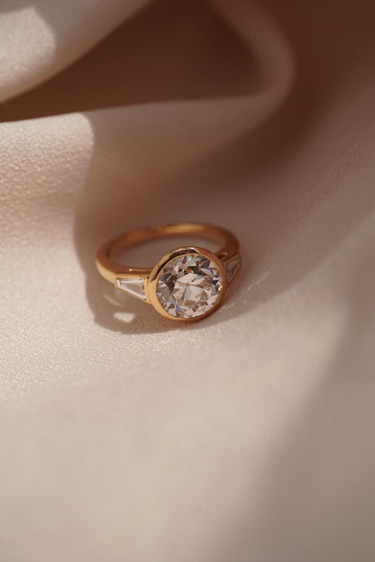2 CT Round Three Stones Lab Grown Diamond Engagement Ring