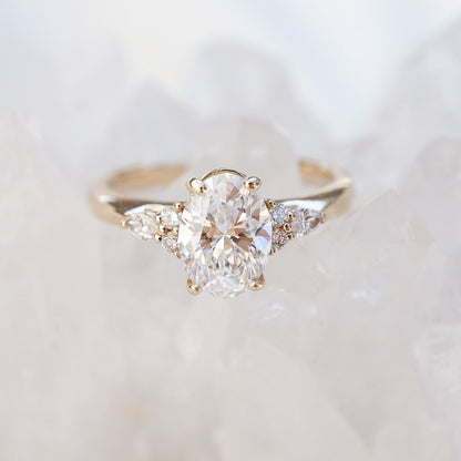 2 CT Round Three Stones Lab Grown Diamond Engagement Ring