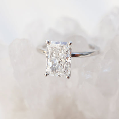 2 CT Round Three Stones Lab Grown Diamond Engagement Ring