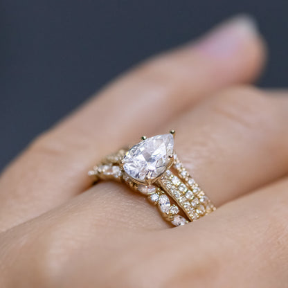 2 CT Round Three Stones Lab Grown Diamond Engagement Ring