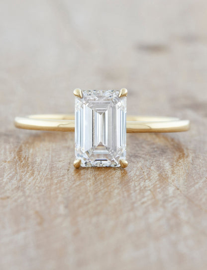 2 CT Round Three Stones Lab Grown Diamond Engagement Ring