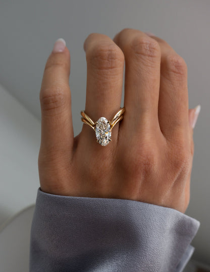2.5 CT Oval Cut Solitaire Lab Grown Diamond Ring With Wrap Classic Plain Band