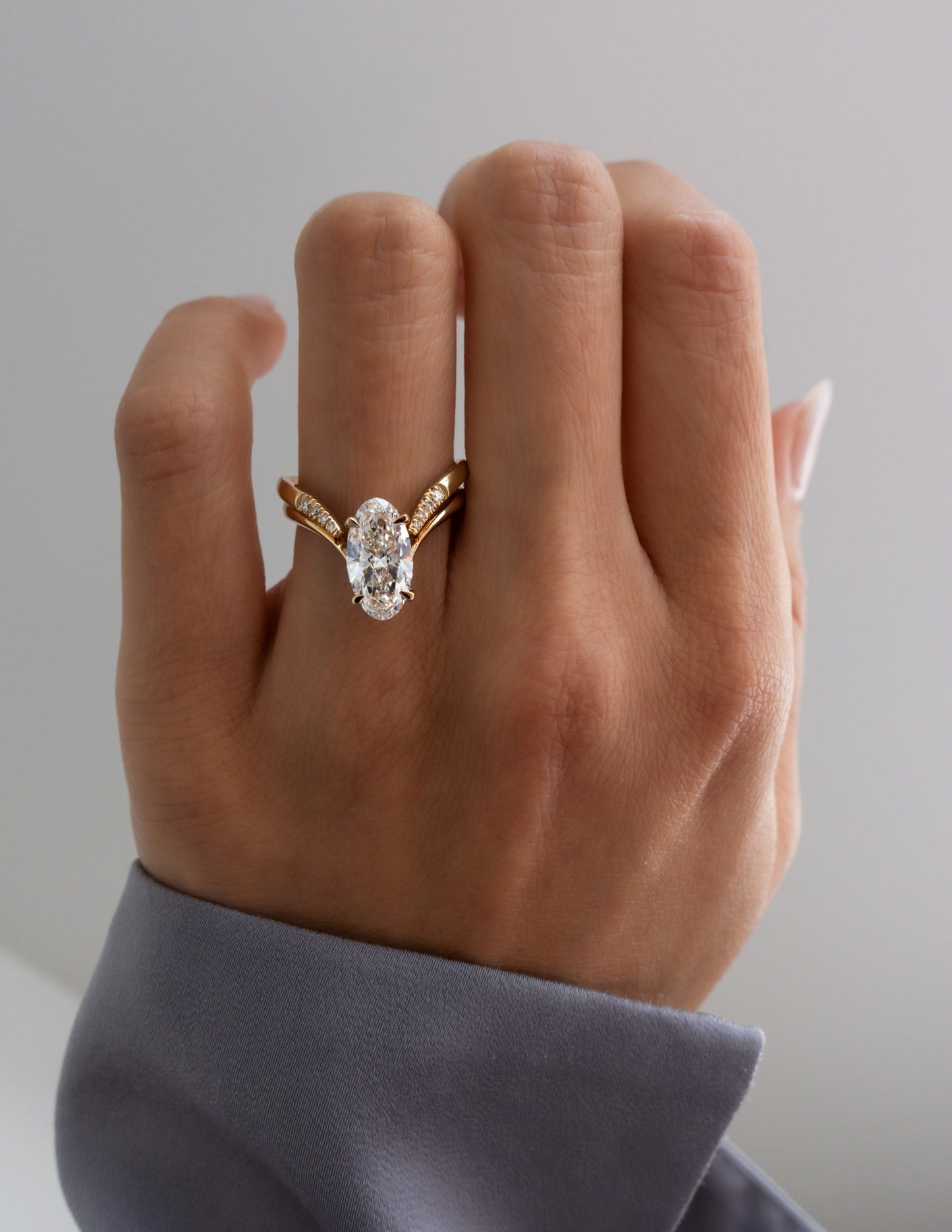2.5 CT Oval Cut Solitaire Lab Grown Diamond Ring With Wrap Pave Band