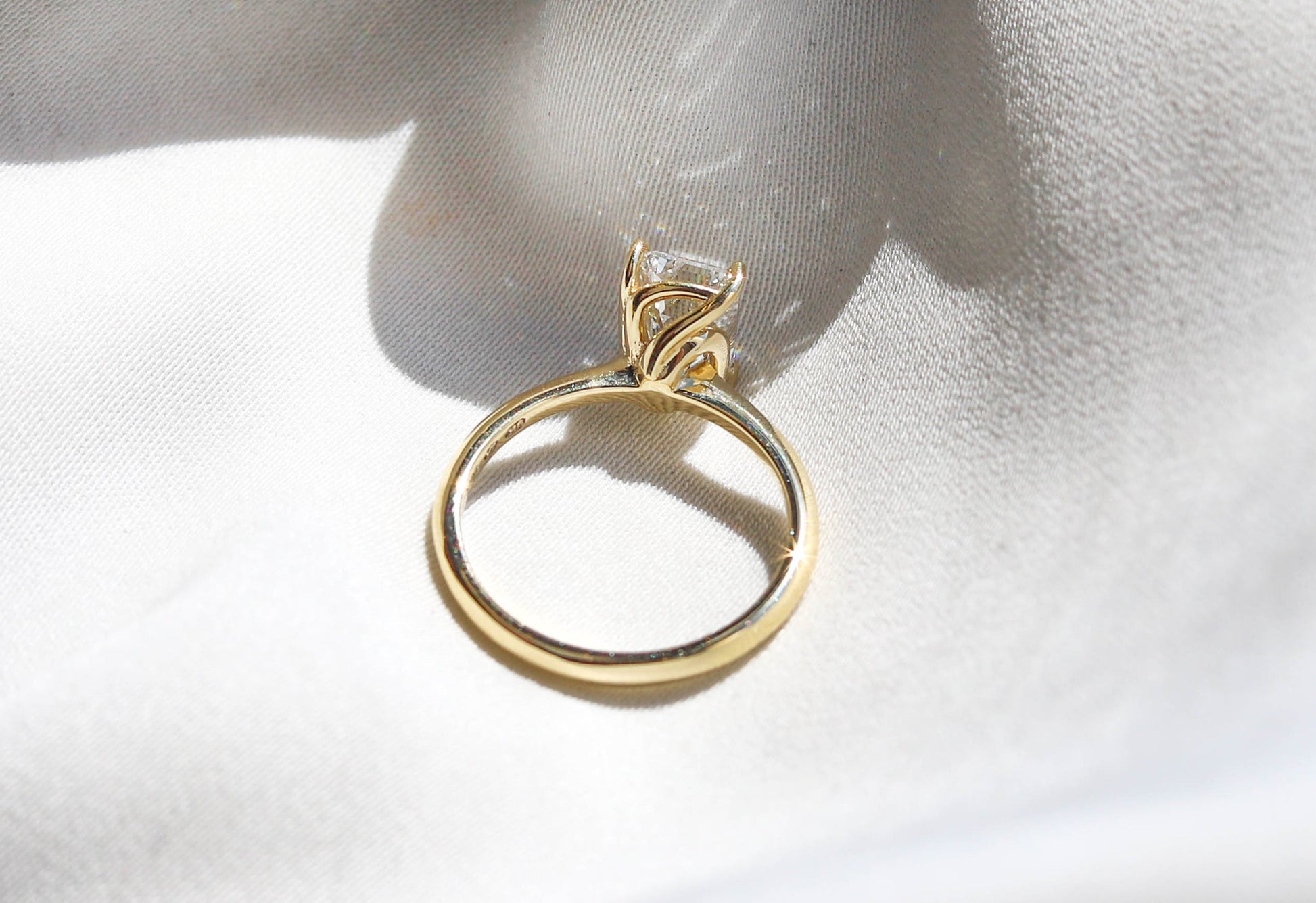 2 CT Round Three Stones Lab Grown Diamond Engagement Ring
