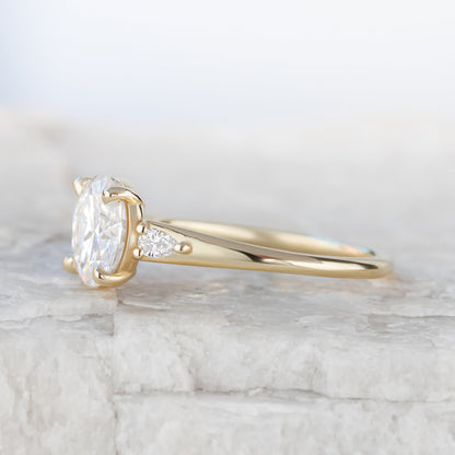 2 CT Round Three Stones Lab Grown Diamond Engagement Ring