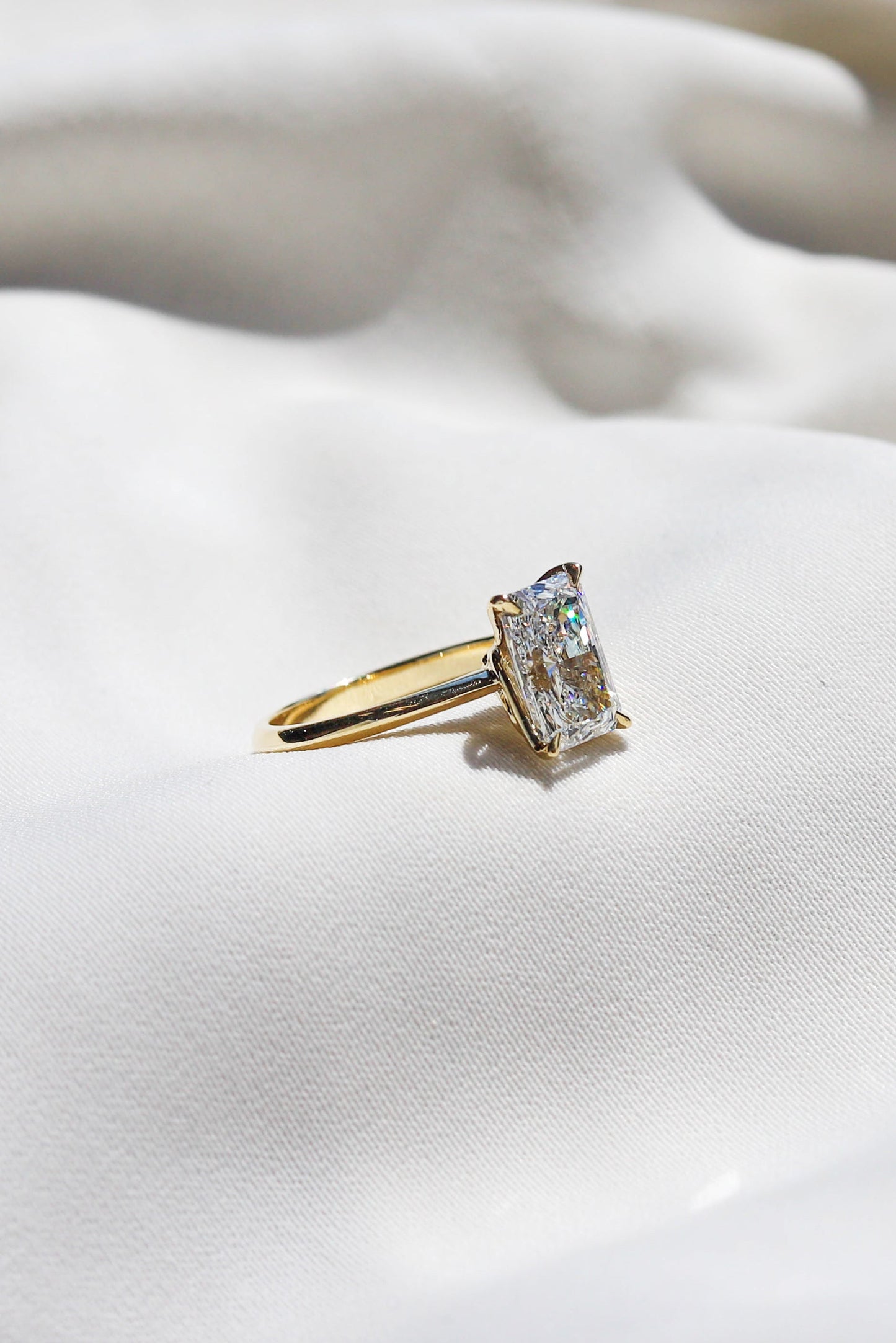 2 CT Round Three Stones Lab Grown Diamond Engagement Ring