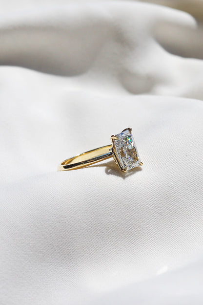 2 CT Round Three Stones Lab Grown Diamond Engagement Ring