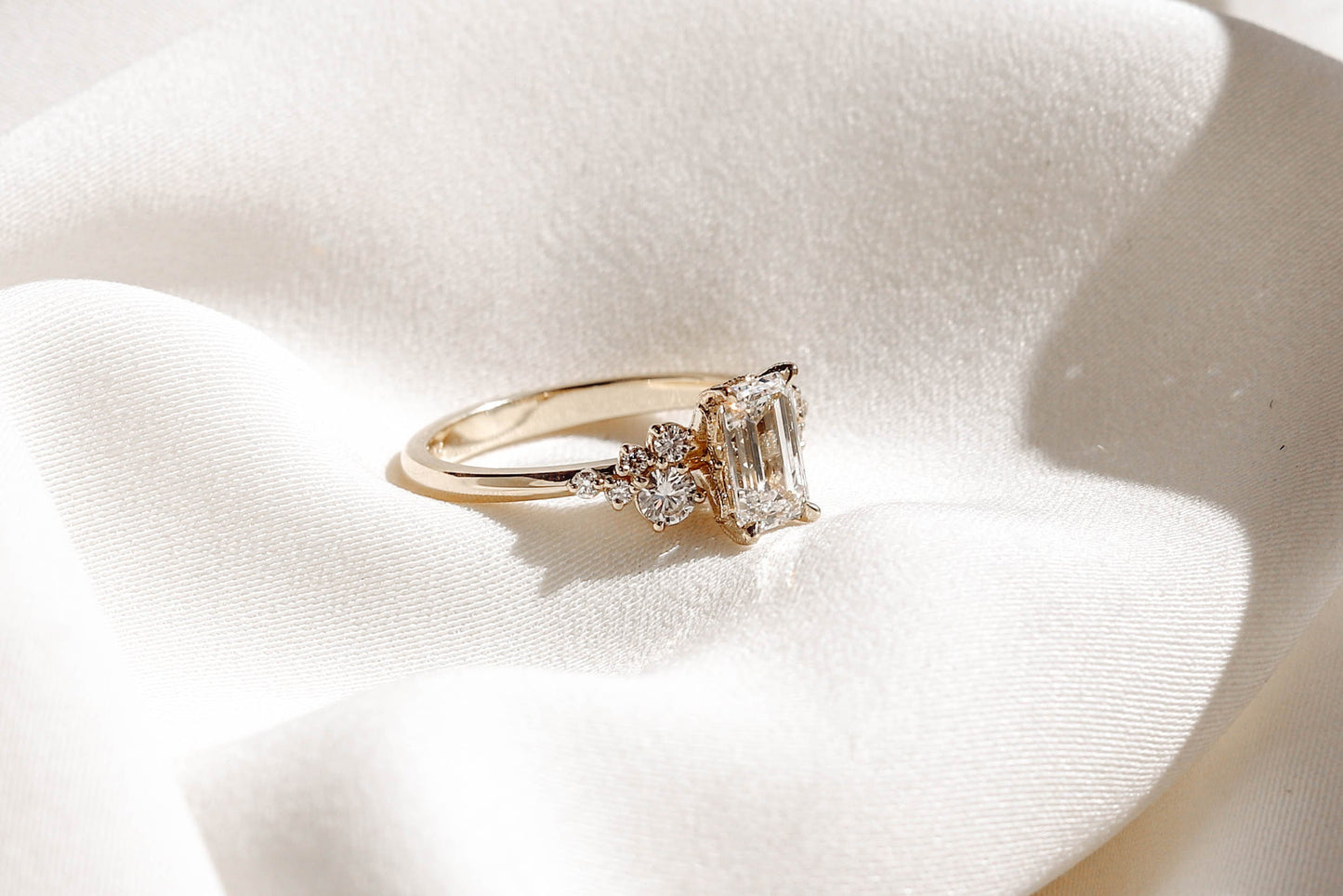 2 CT Round Three Stones Lab Grown Diamond Engagement Ring