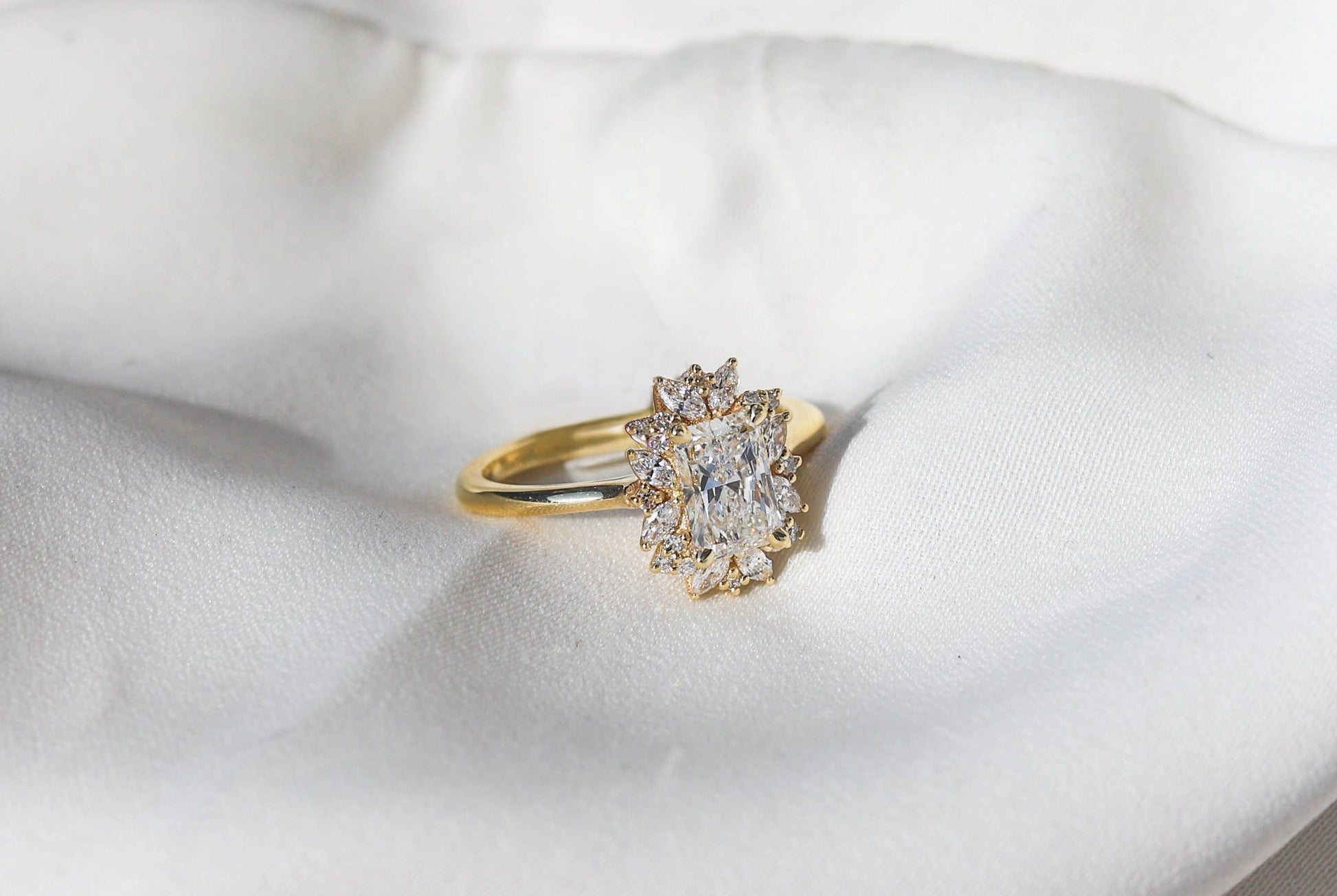 2 CT Round Three Stones Lab Grown Diamond Engagement Ring