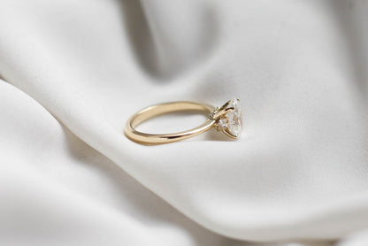 2 CT Round Three Stones Lab Grown Diamond Engagement Ring