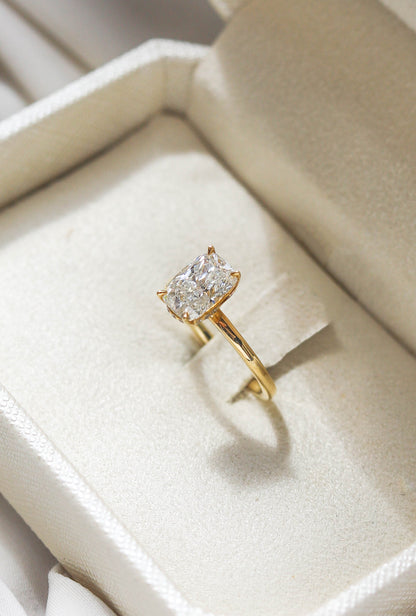 2 CT Round Three Stones Lab Grown Diamond Engagement Ring