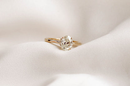2 CT Round Three Stones Lab Grown Diamond Engagement Ring