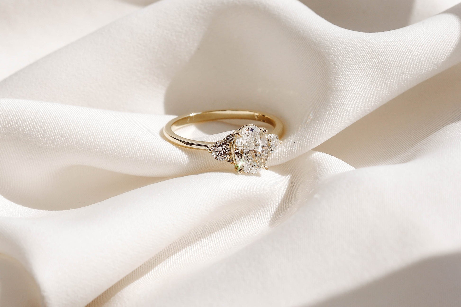 2 CT Round Three Stones Lab Grown Diamond Engagement Ring