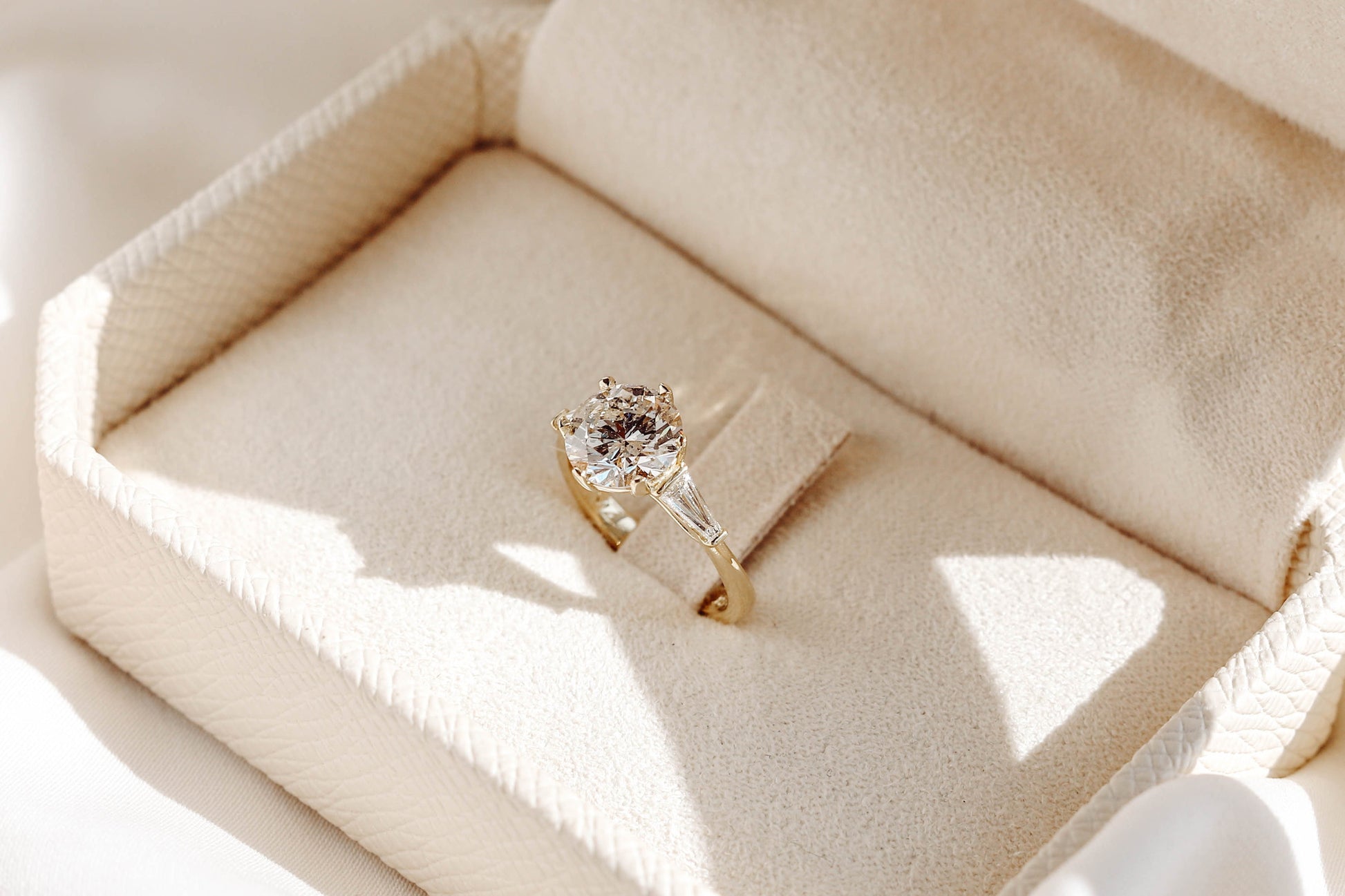 2 CT Round Three Stones Lab Grown Diamond Engagement Ring