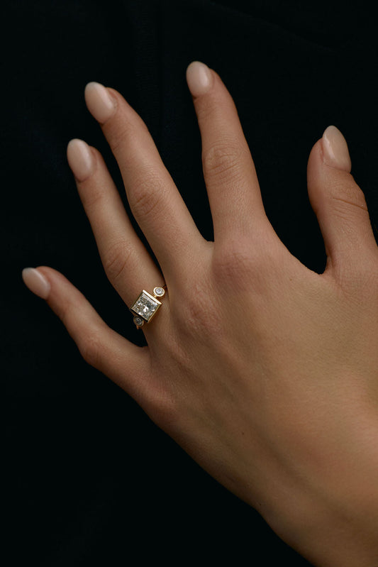 2 CT Round Three Stones Lab Grown Diamond Engagement Ring