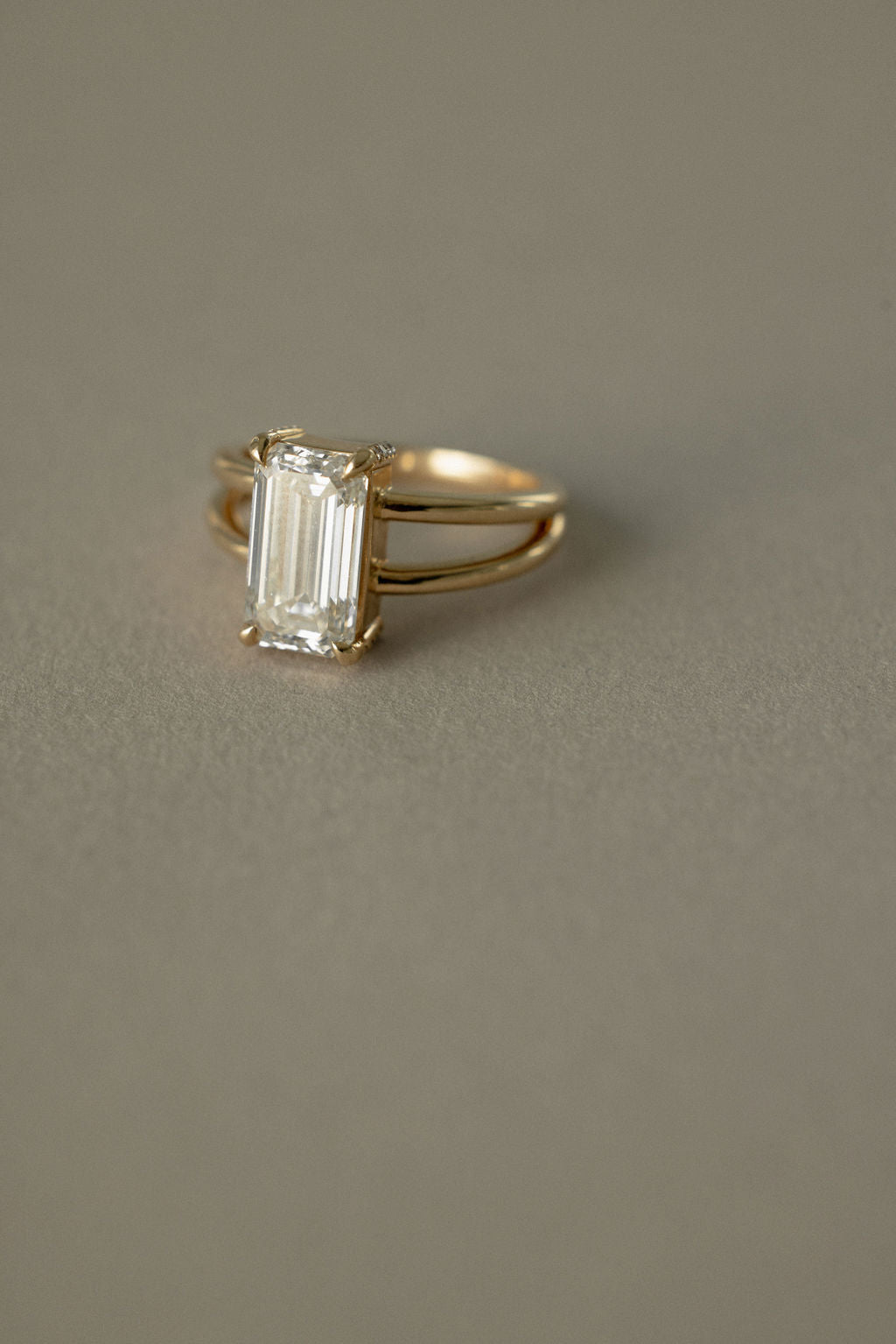 2 CT Round Three Stones Lab Grown Diamond Engagement Ring