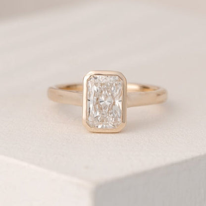 2 CT Round Three Stones Lab Grown Diamond Engagement Ring