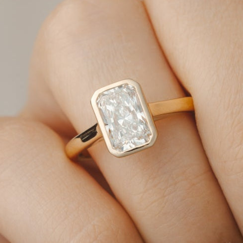 2 CT Round Three Stones Lab Grown Diamond Engagement Ring