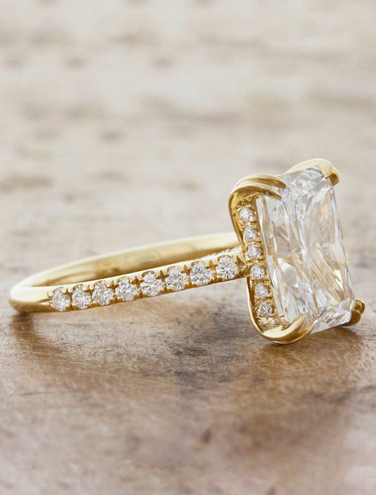 2 CT Round Three Stones Lab Grown Diamond Engagement Ring