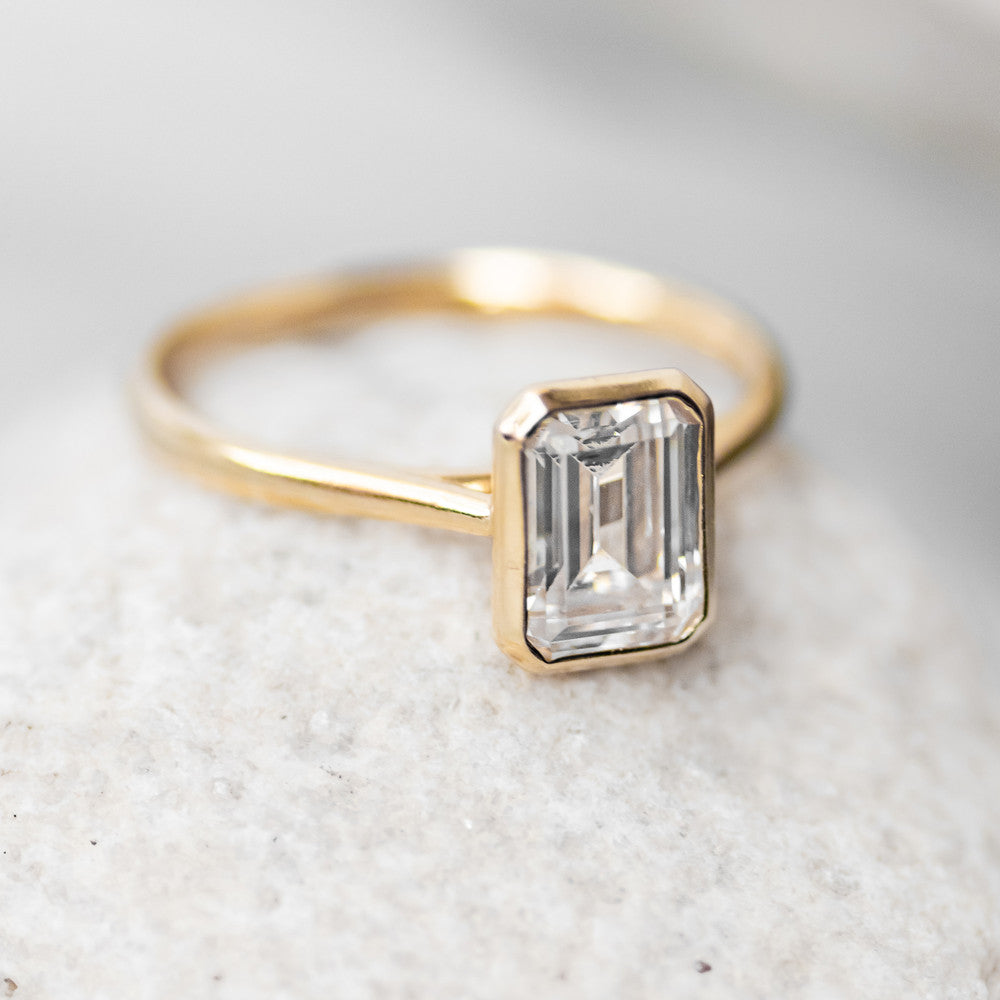2 CT Round Three Stones Lab Grown Diamond Engagement Ring